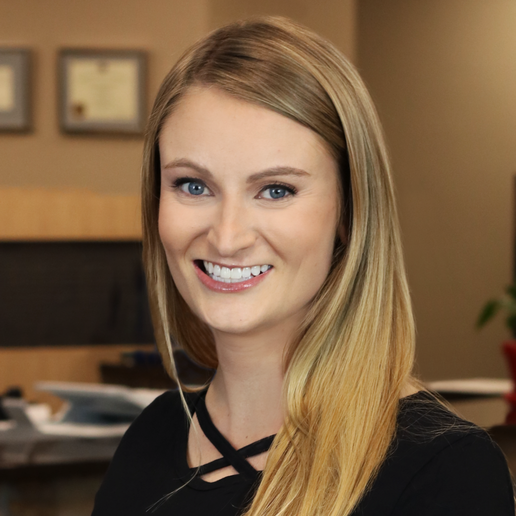 MAGGIE, DENTAL ASSISTANT